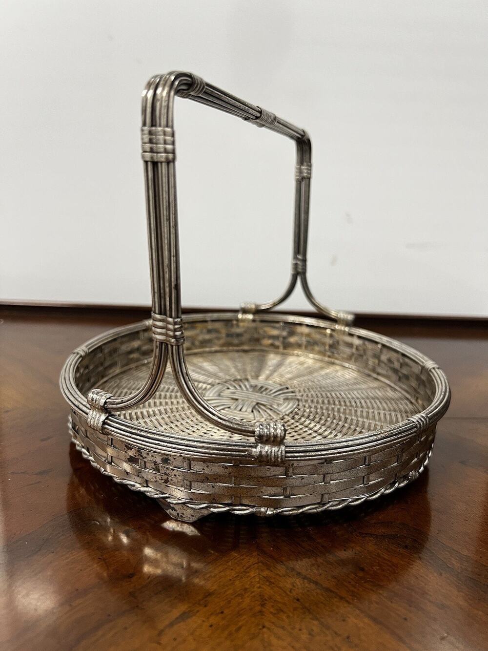 Vintage Silver plated Wired Bread Basket, Very Nice